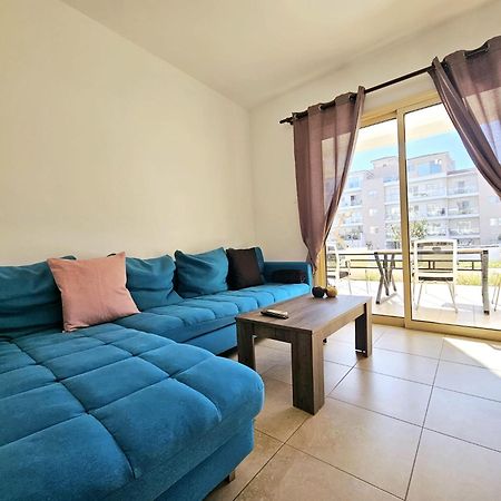 Elysia Park Apartments Paphos Luaran gambar