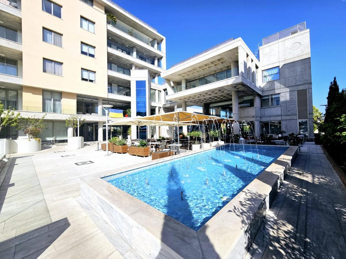 Elysia Park Apartments Paphos Luaran gambar