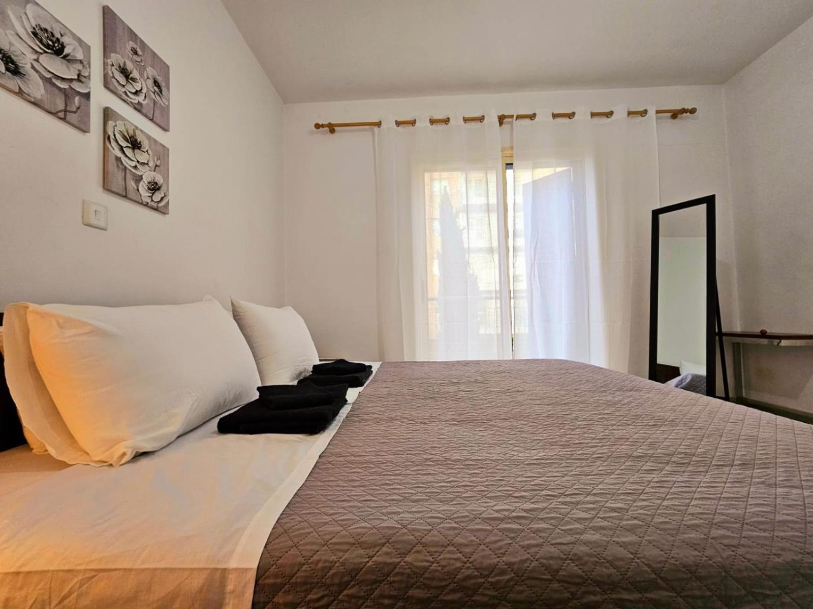 Elysia Park Apartments Paphos Luaran gambar