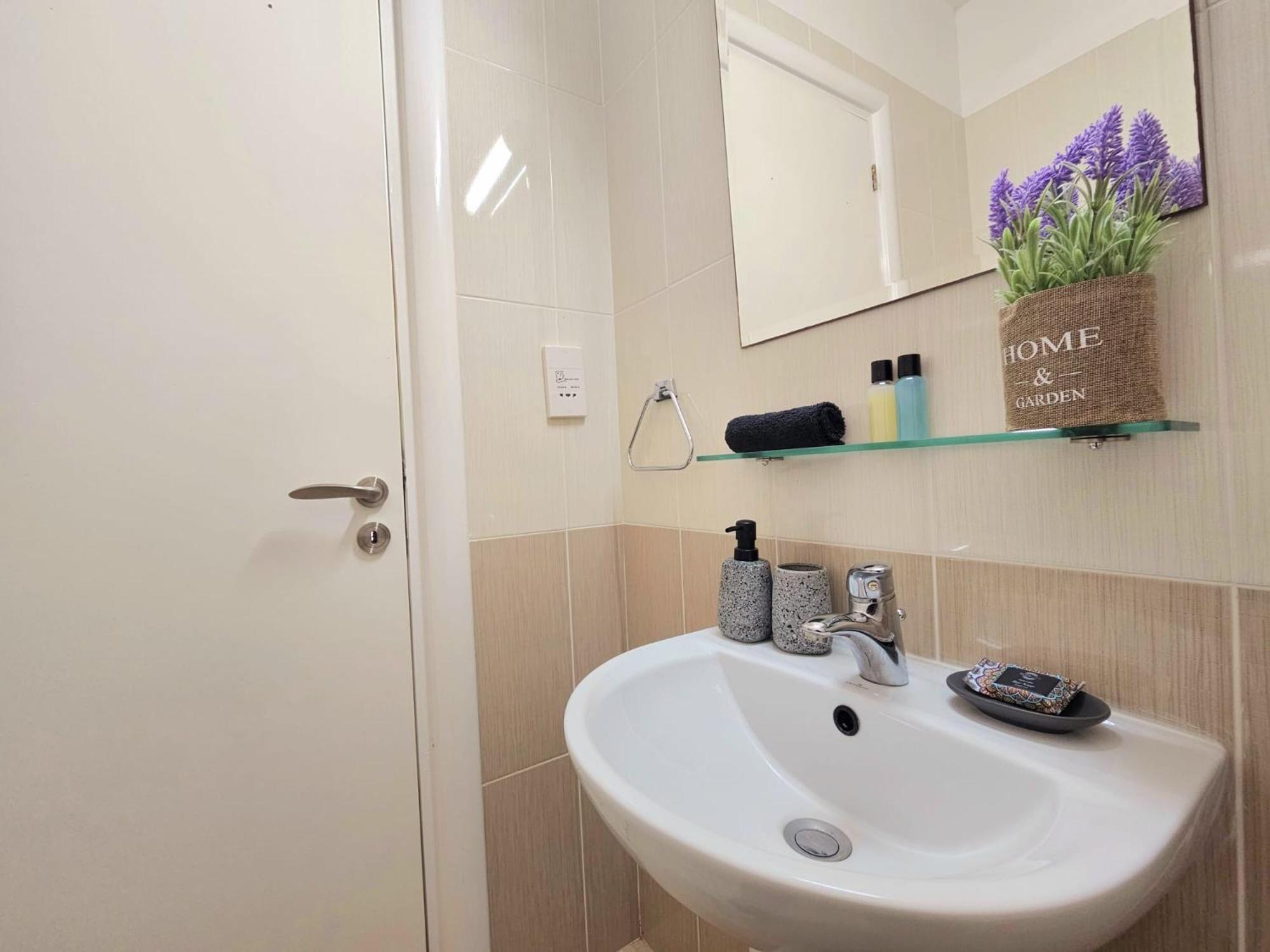 Elysia Park Apartments Paphos Luaran gambar