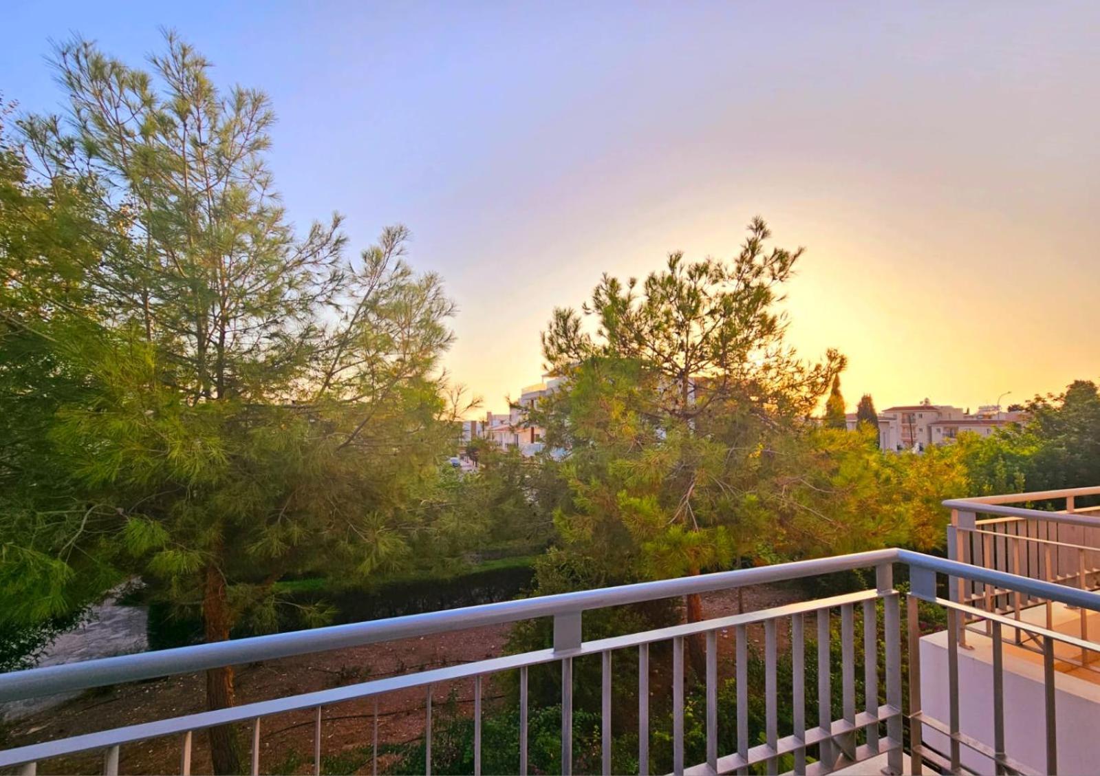 Elysia Park Apartments Paphos Luaran gambar