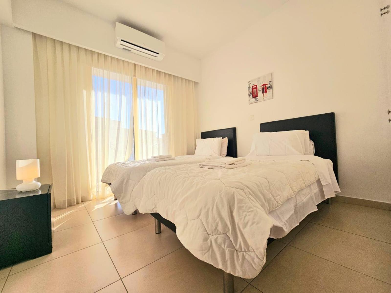 Elysia Park Apartments Paphos Bilik gambar